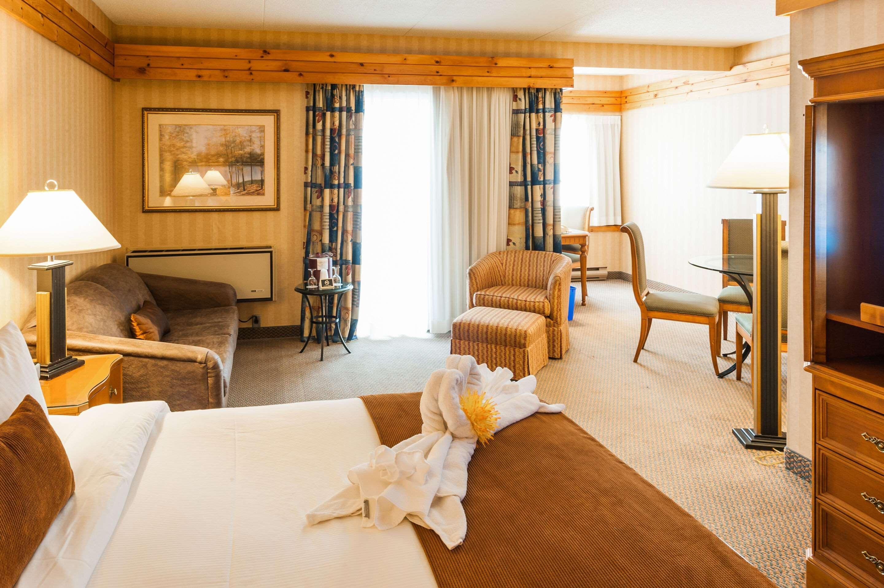 Pinestone Resort, Conference Centre, Spa & Golf Course Haliburton Dış mekan fotoğraf