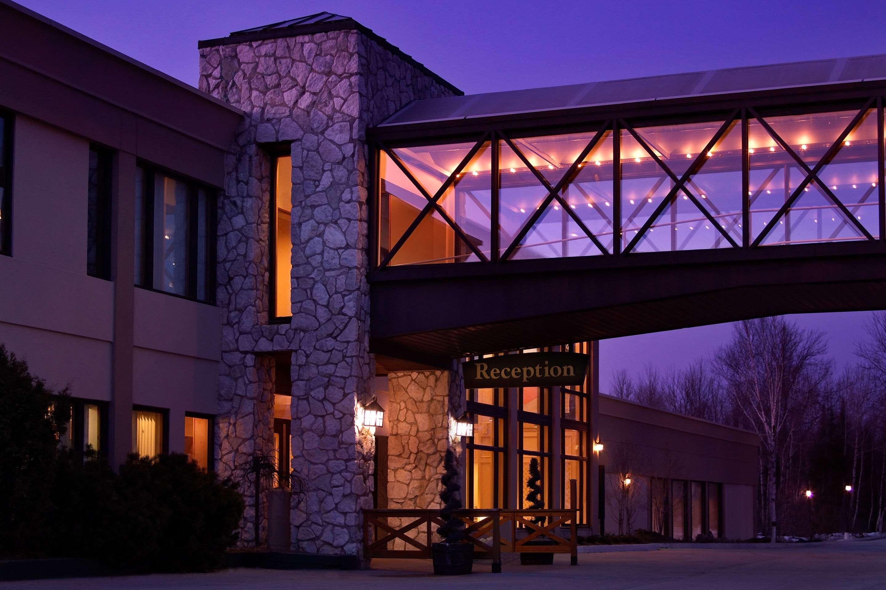 Pinestone Resort, Conference Centre, Spa & Golf Course Haliburton Dış mekan fotoğraf