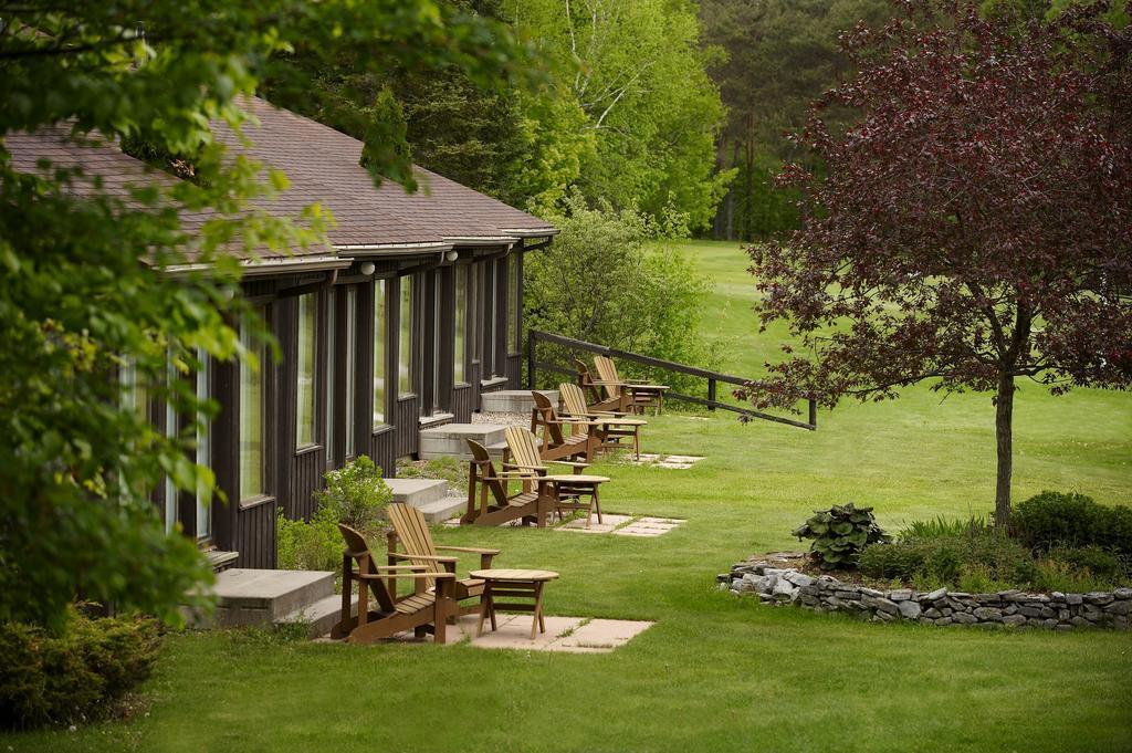 Pinestone Resort, Conference Centre, Spa & Golf Course Haliburton Dış mekan fotoğraf