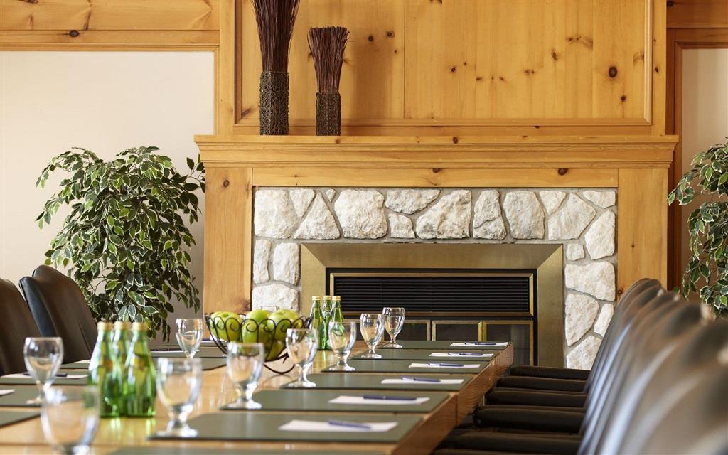 Pinestone Resort, Conference Centre, Spa & Golf Course Haliburton Konforlar fotoğraf